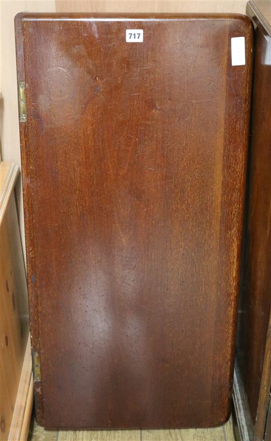 A wall mounting mahogany drop leaf table, W.93cm